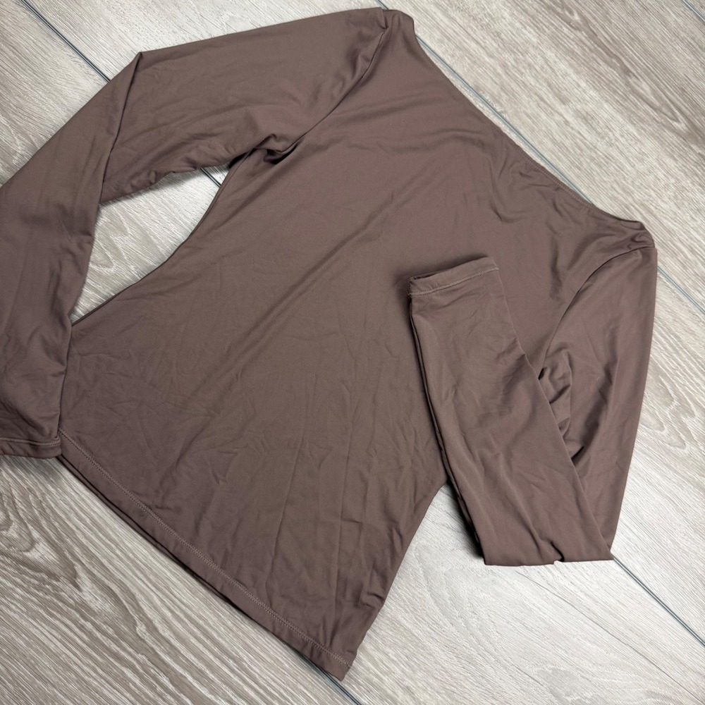 SUUKSESS Women Top Long Sleeve Boat Neck Stretch Slim Fit Brown S